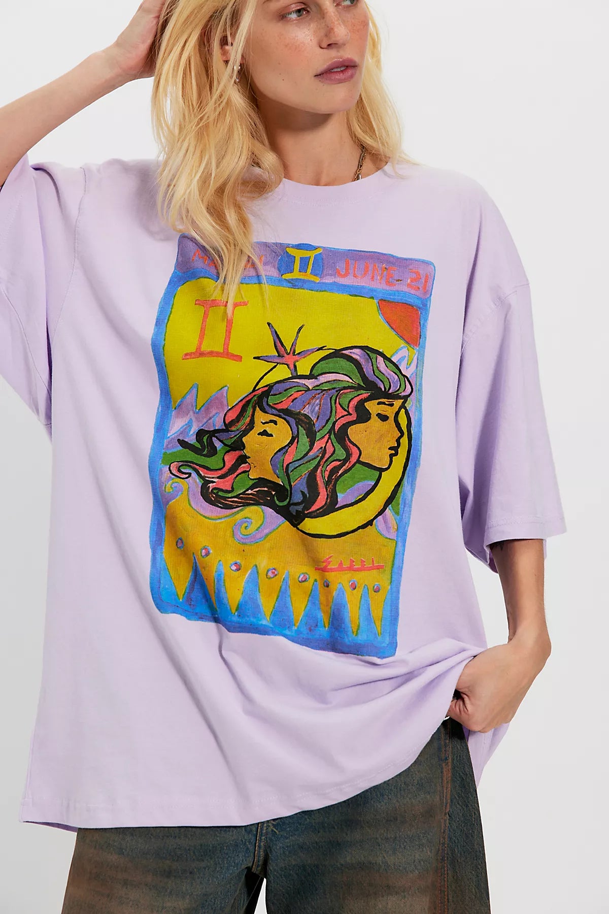 Sabbi Horoscope Tee