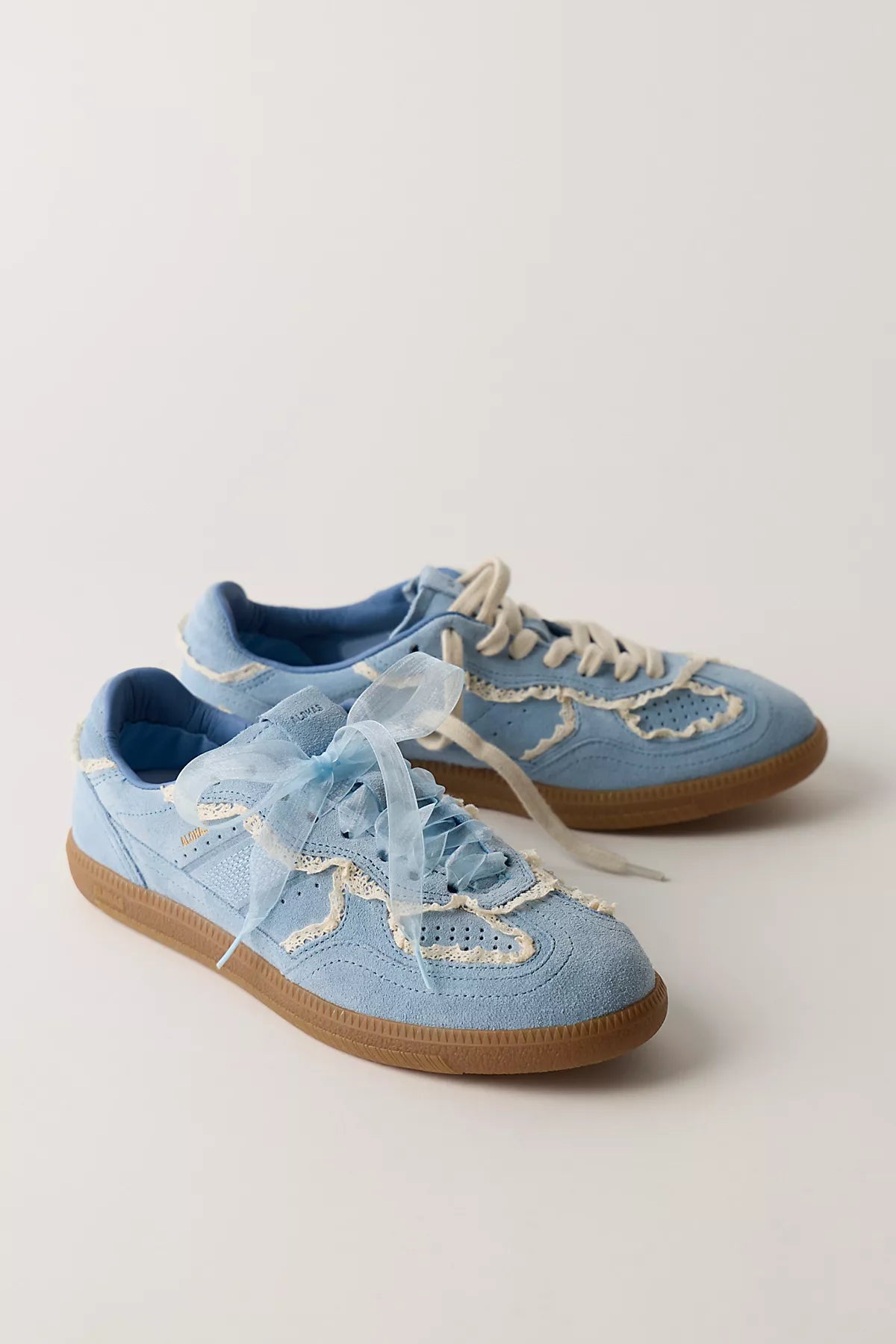 ALOHAS Tb.490 Crochet Sneakers