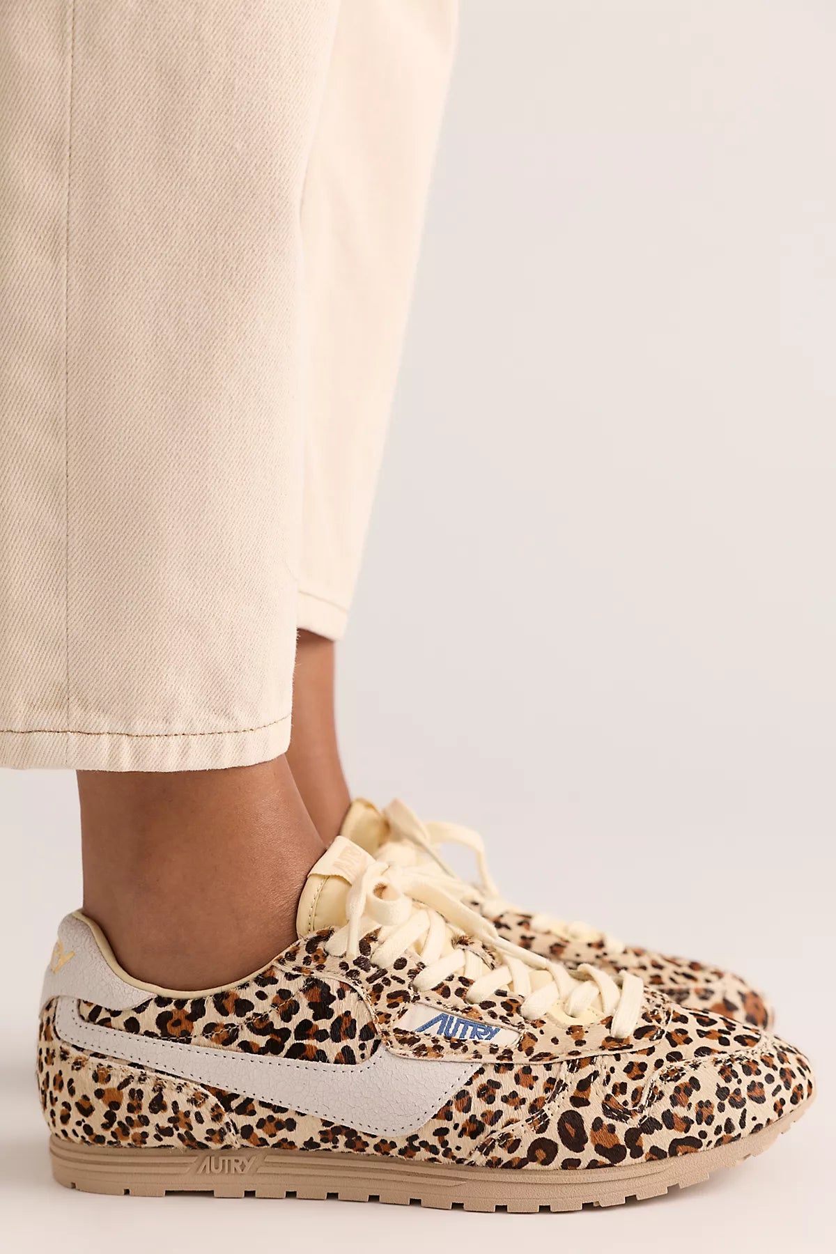 Autry Windspin Low-Top Animal Sneakers