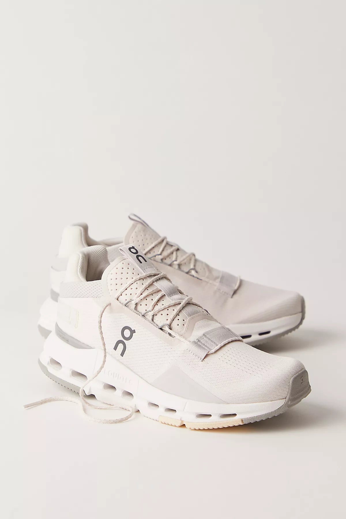 On Cloudnova 2 Sneakers