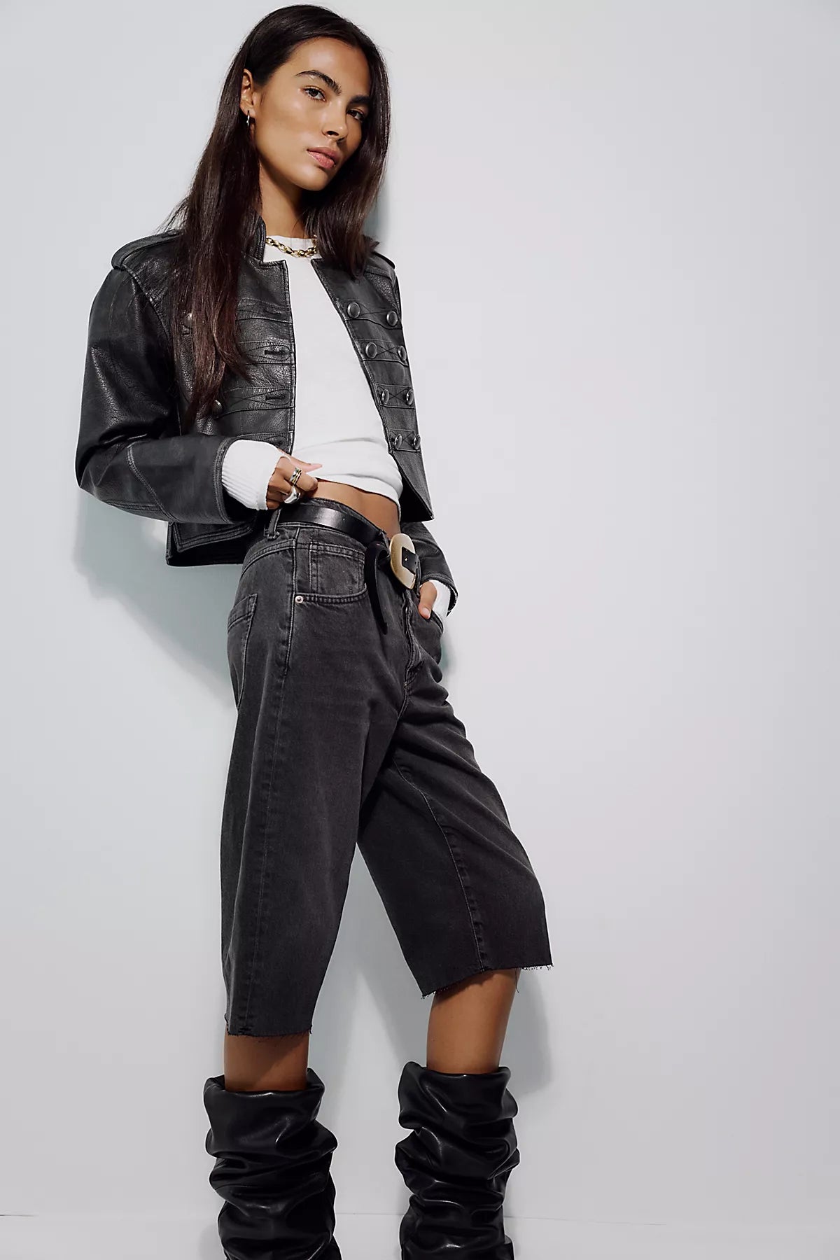 We The Free Low-Rise Relaxed Capri Jeans