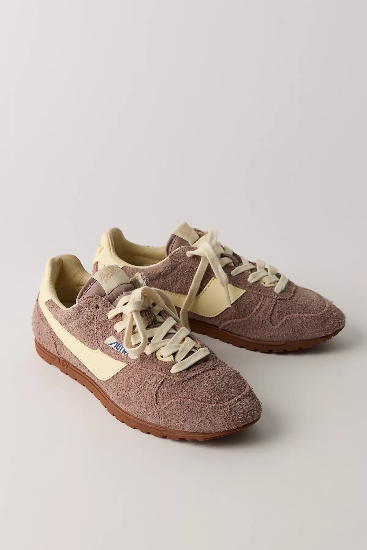 Autry Windspin Suede Low-Top Sneakers