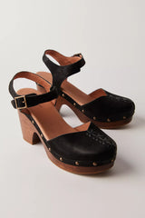 Doub's Clogs
