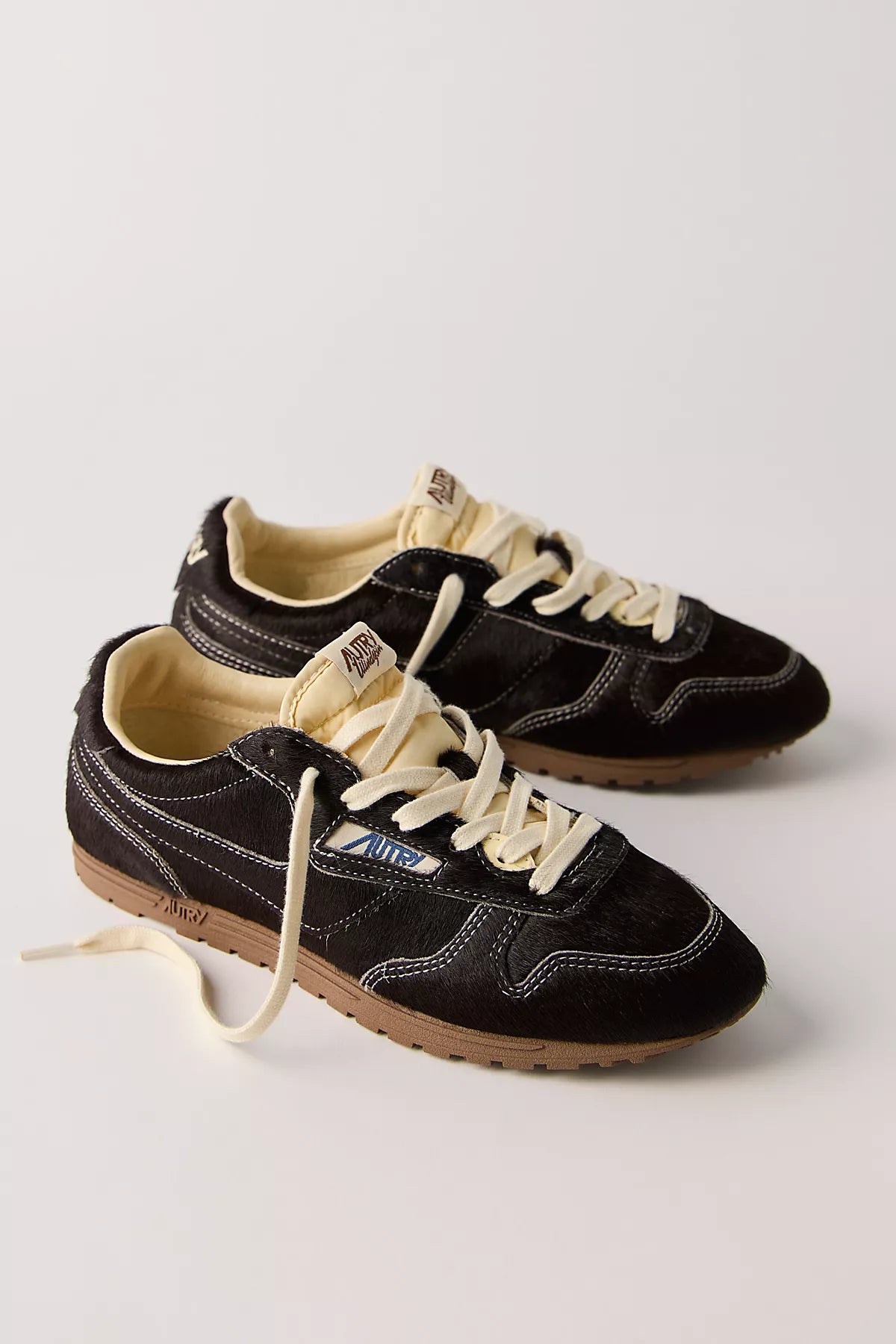 Autry Windspin Low Top Pony Hair Sneakers
