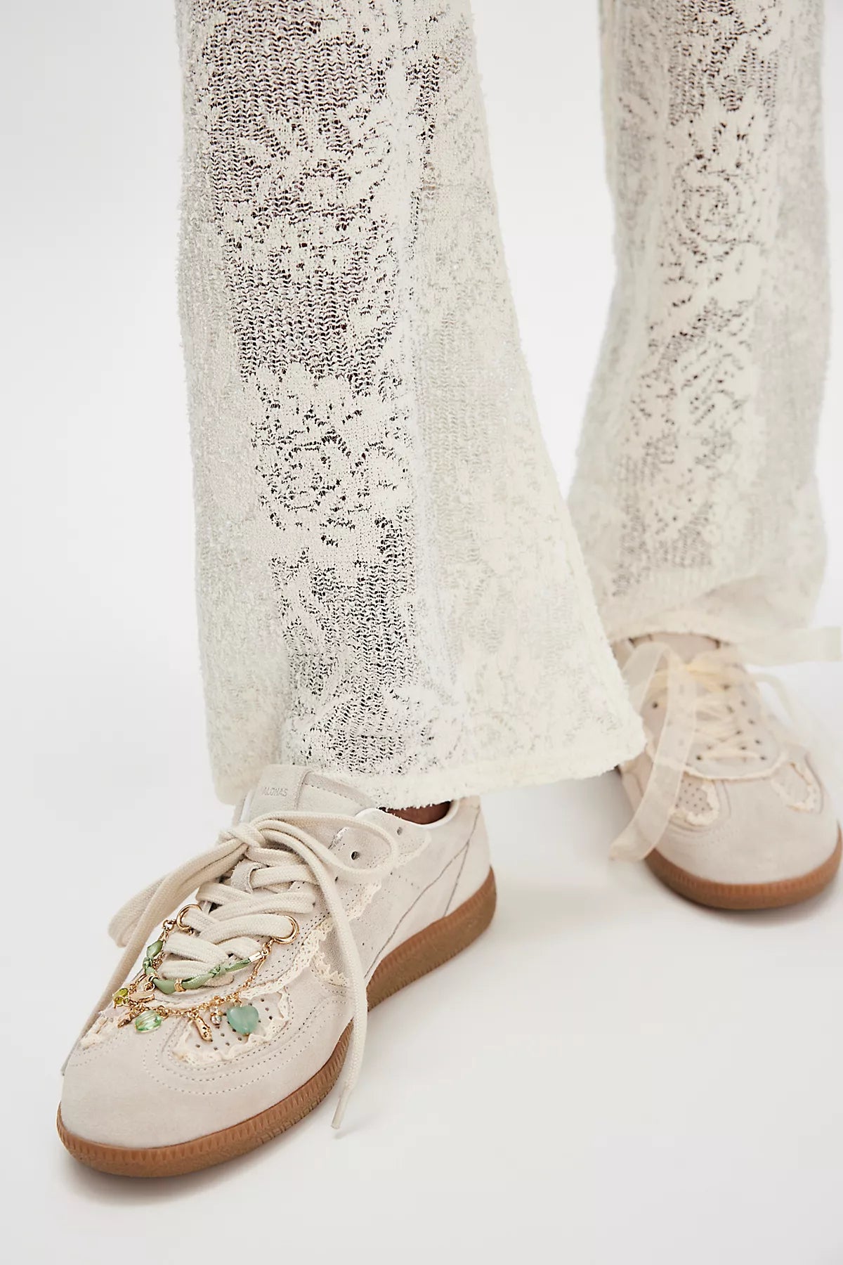 ALOHAS Tb.490 Crochet Sneakers
