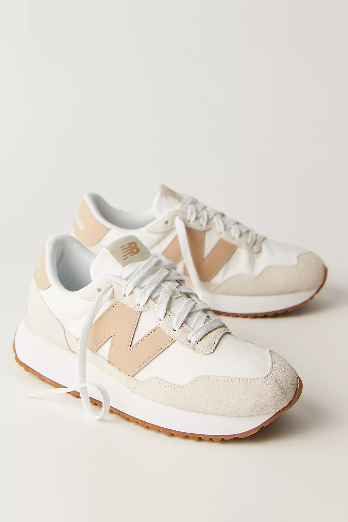 New Balance 237 Sneakers