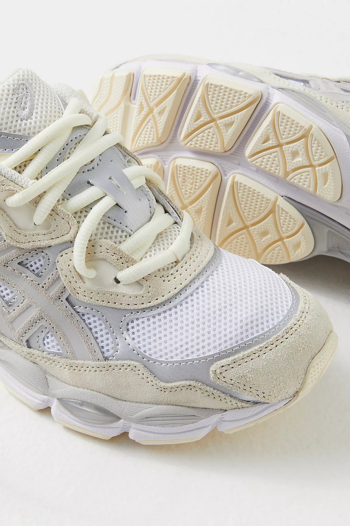 ASICS GEL-NYC Sneakers