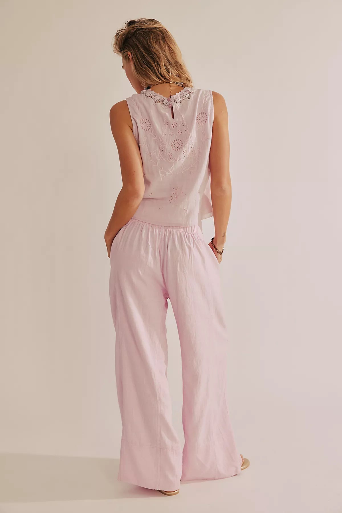 Day's End Linen Pull-On Pants