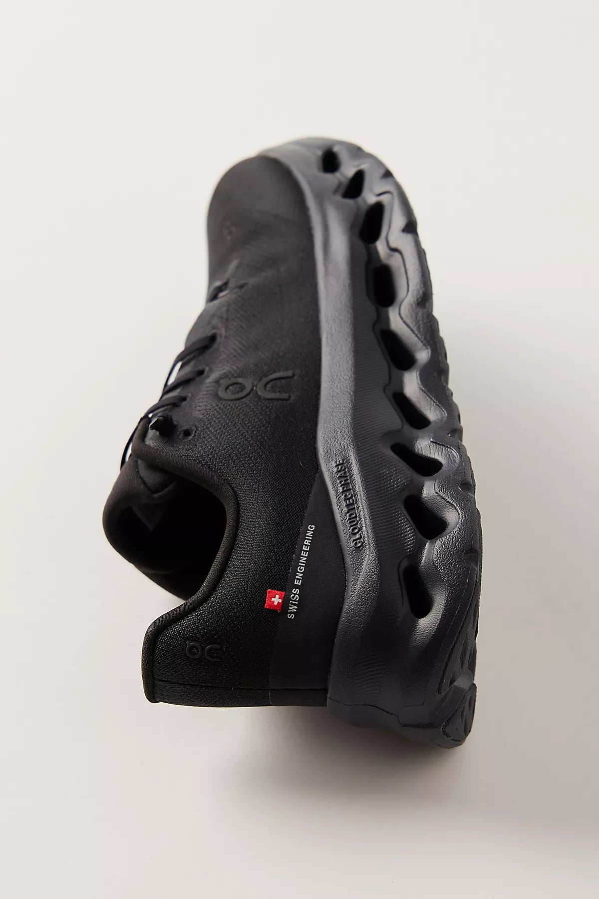 On Cloudtilt Sneakers