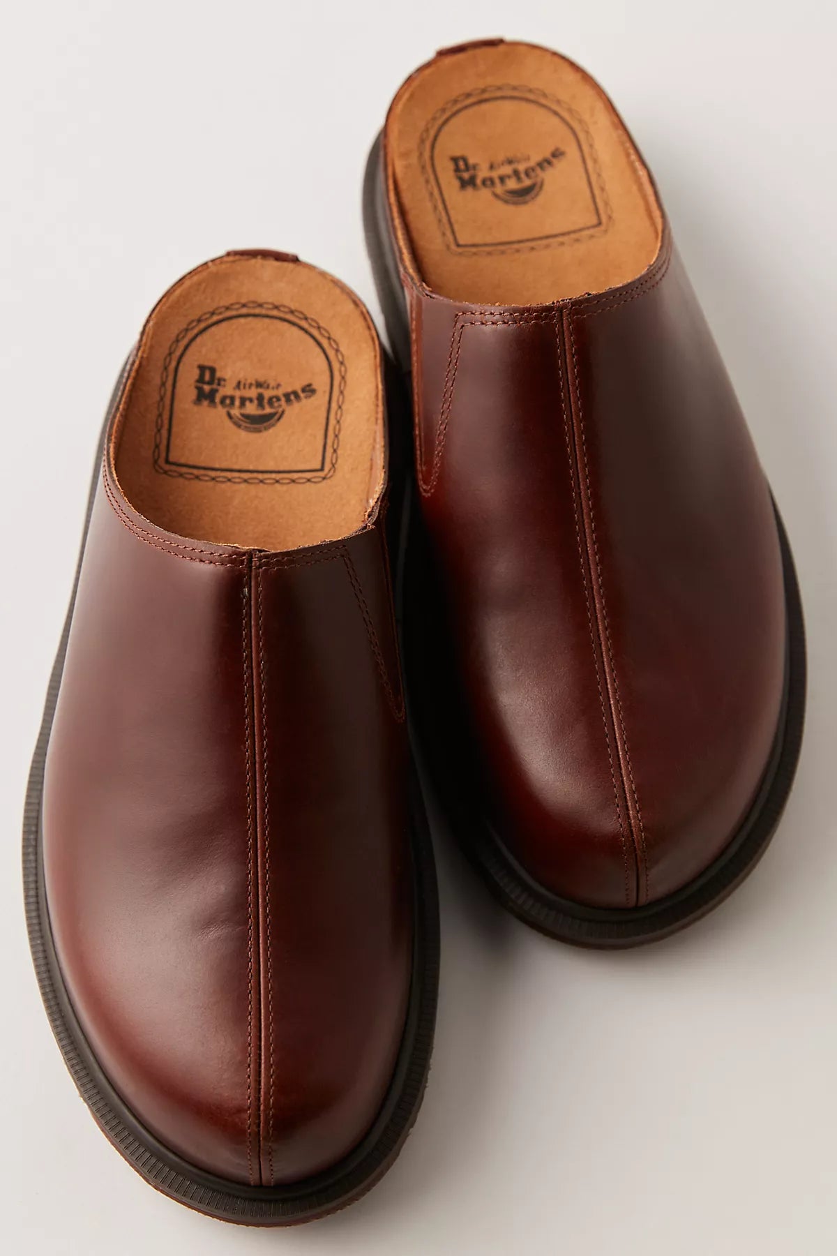 Dr. Martens San Mules