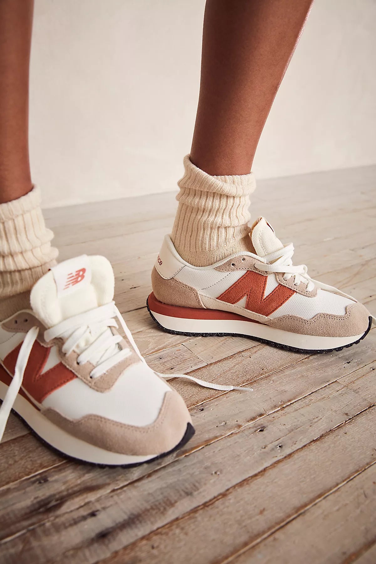 New Balance 237 Sneakers