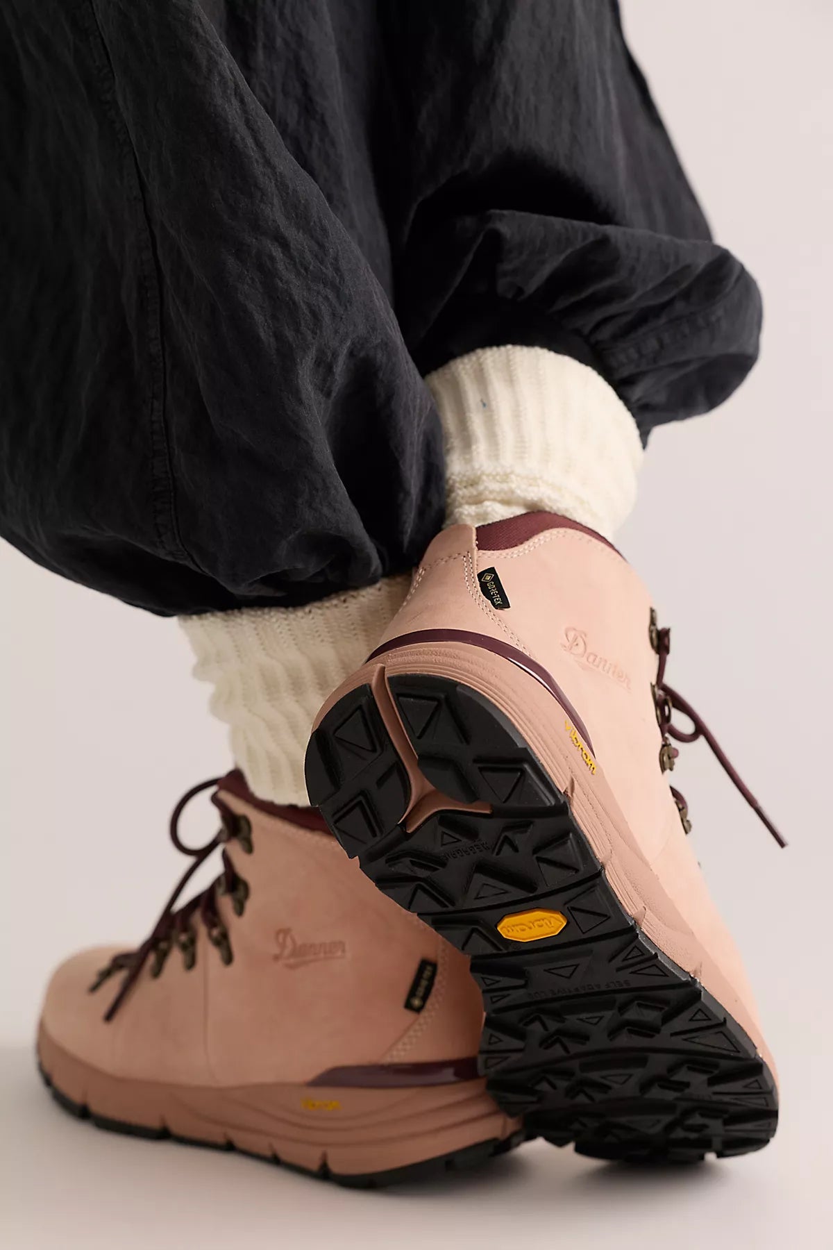Danner Mountain 600 Leaf Hiking Boots