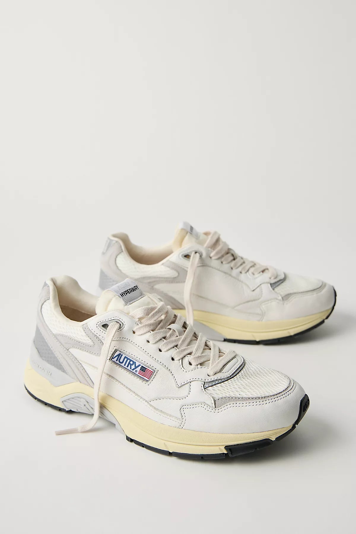 Autry Hyperway Low-Top Sneakers