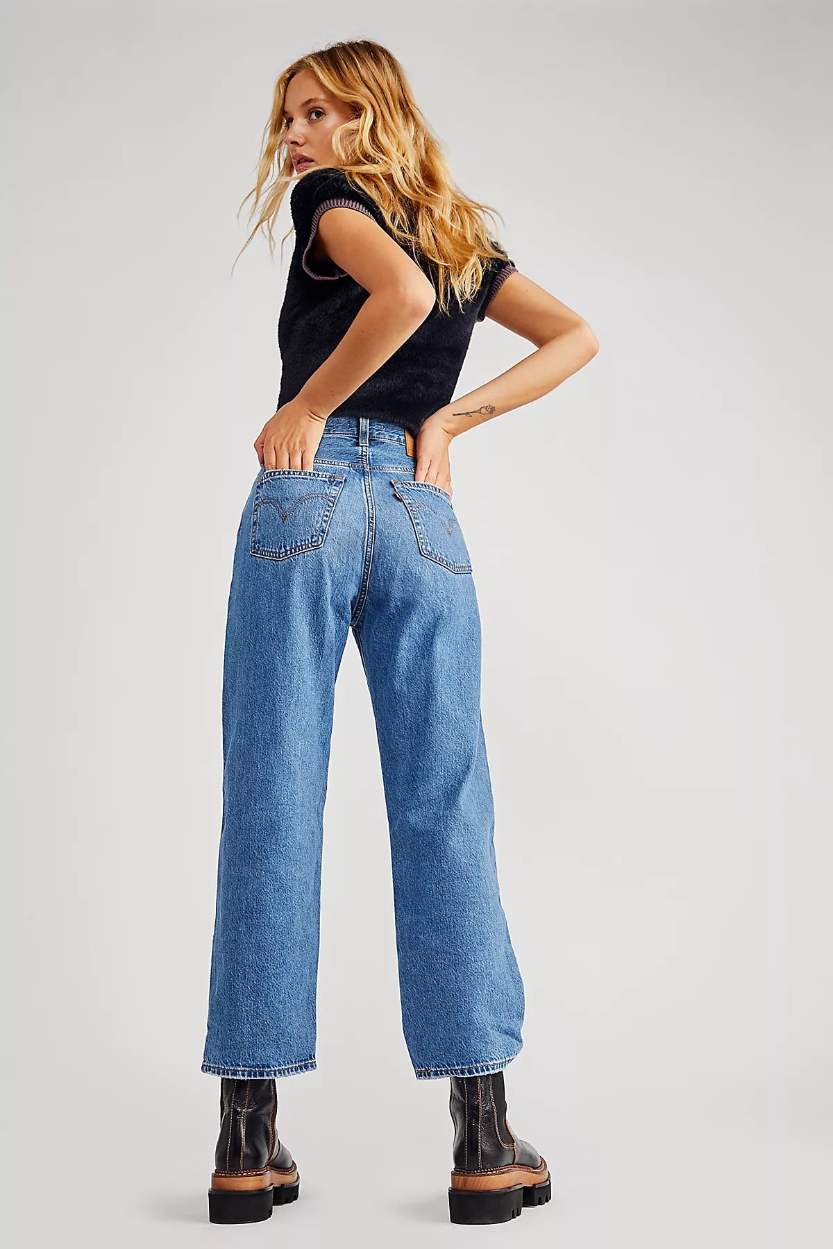 Levi's Ribcage Straight Ankle Jeans
