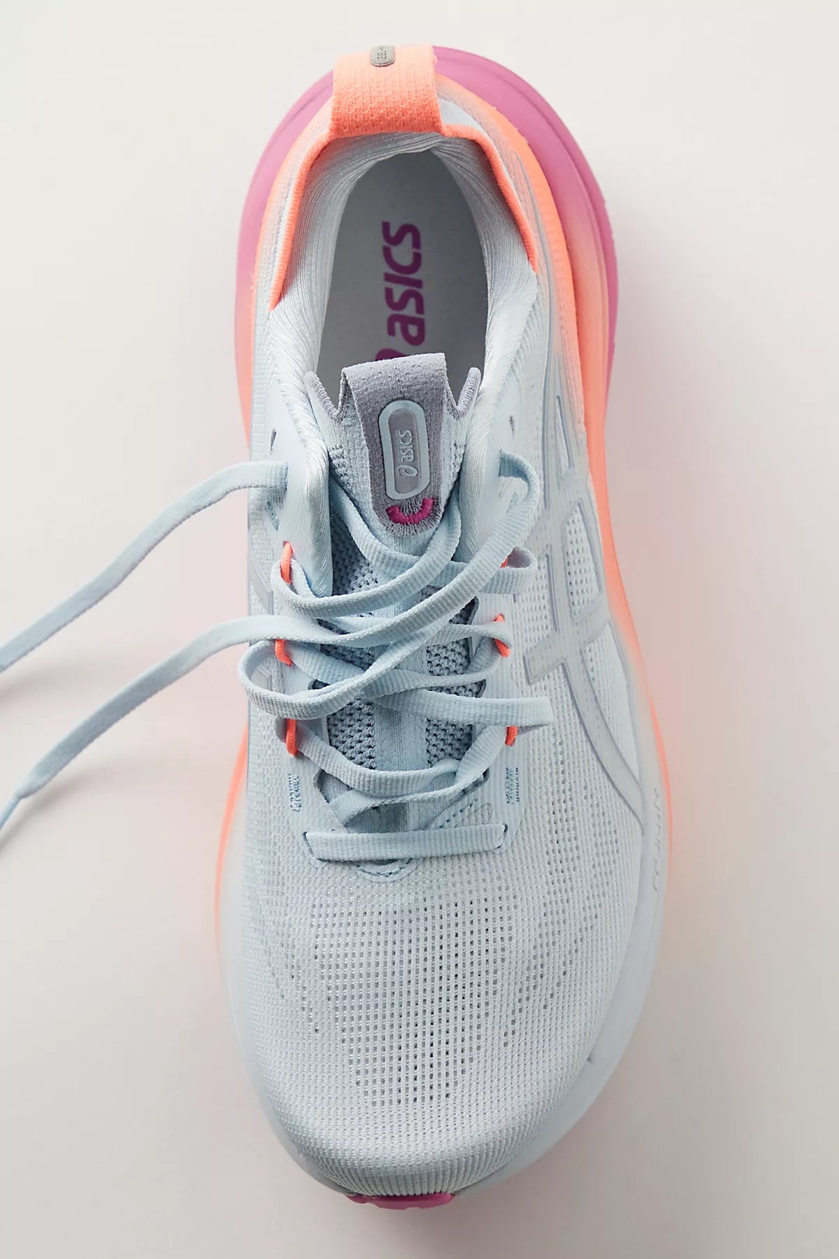 ASICS GEL-NIMBUS 28 Sneakers