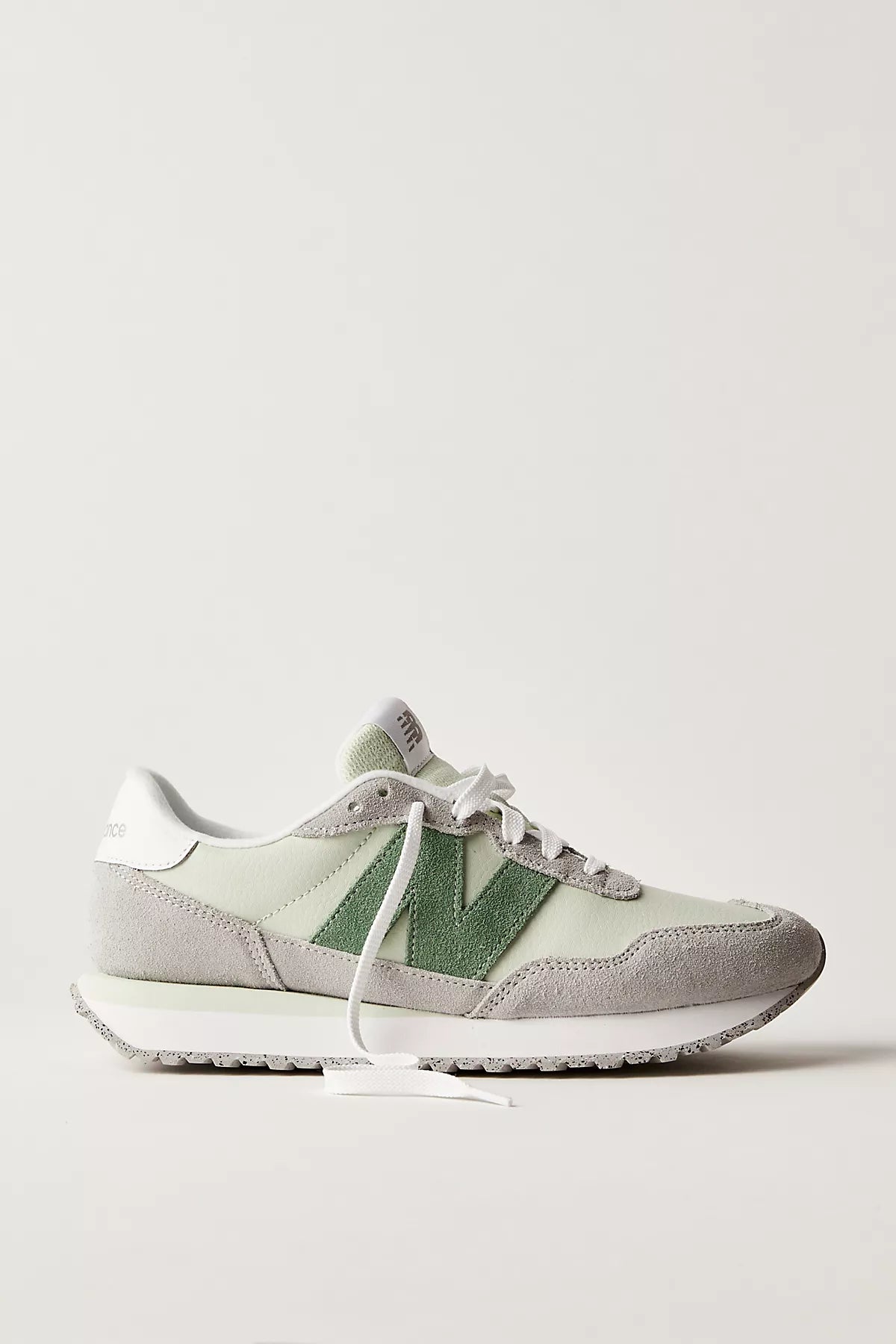 New Balance 237 Sneakers