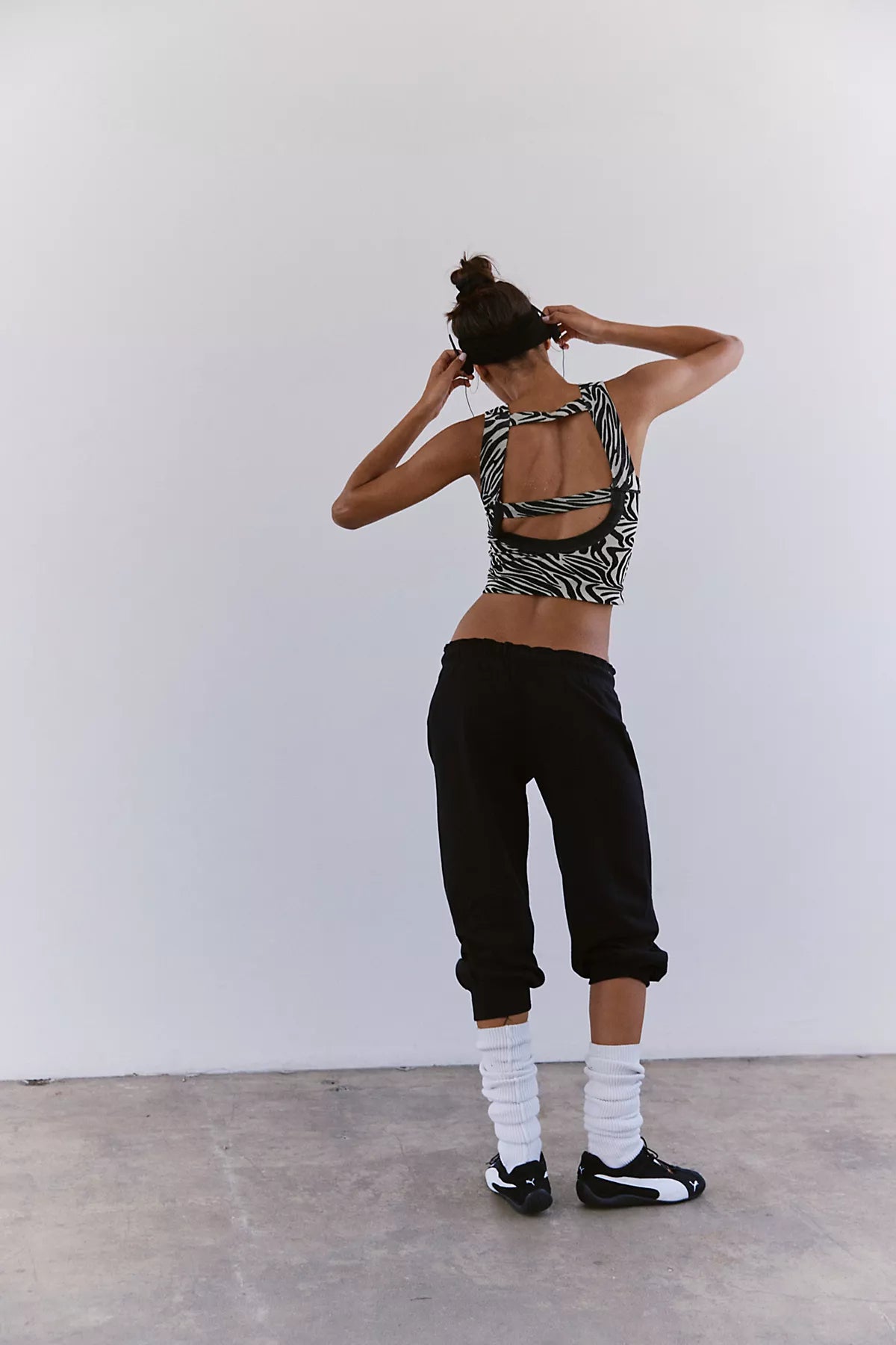 Flutter Cropped Joggers