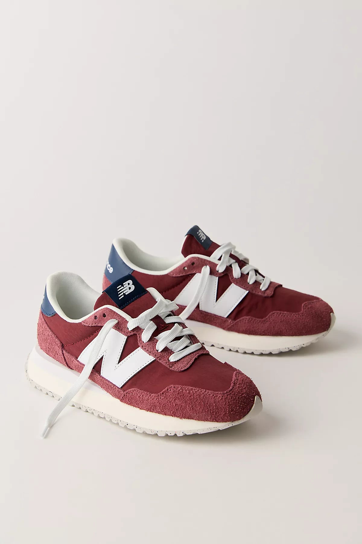 New Balance 237 Sneakers