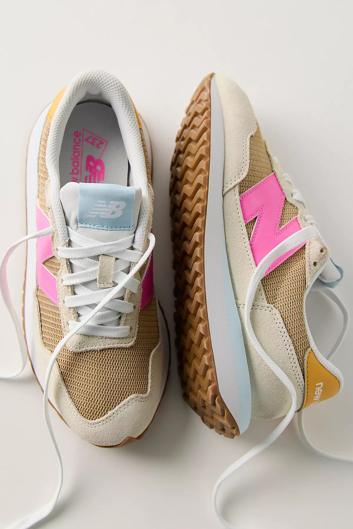 New Balance 237 Sneakers