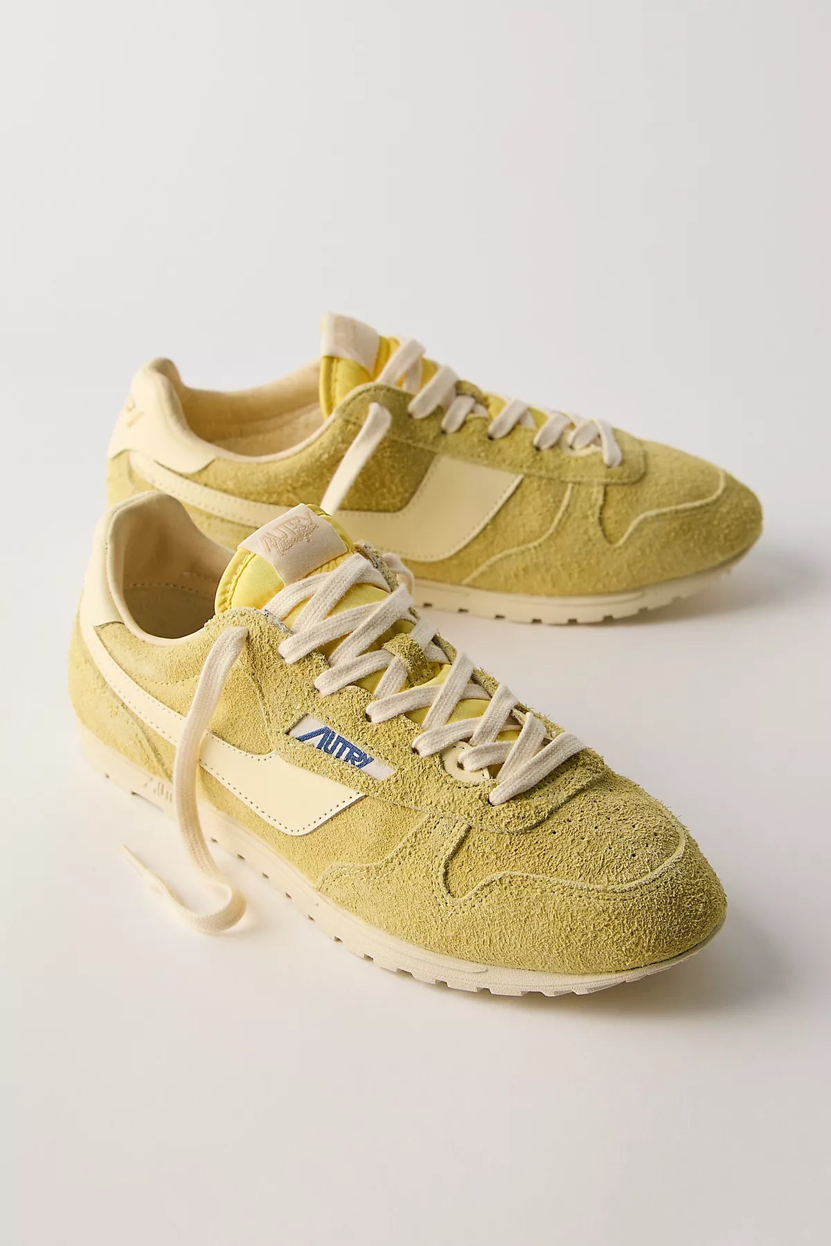 Autry Windspin Suede Low-Top Sneakers