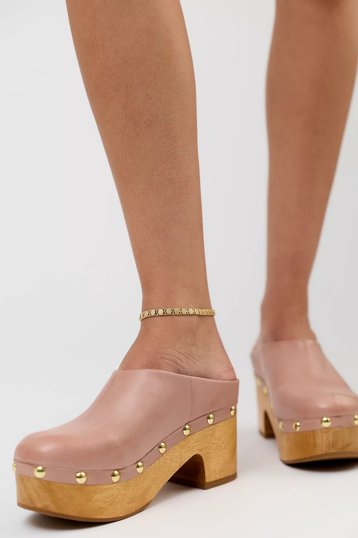Calli Clogs