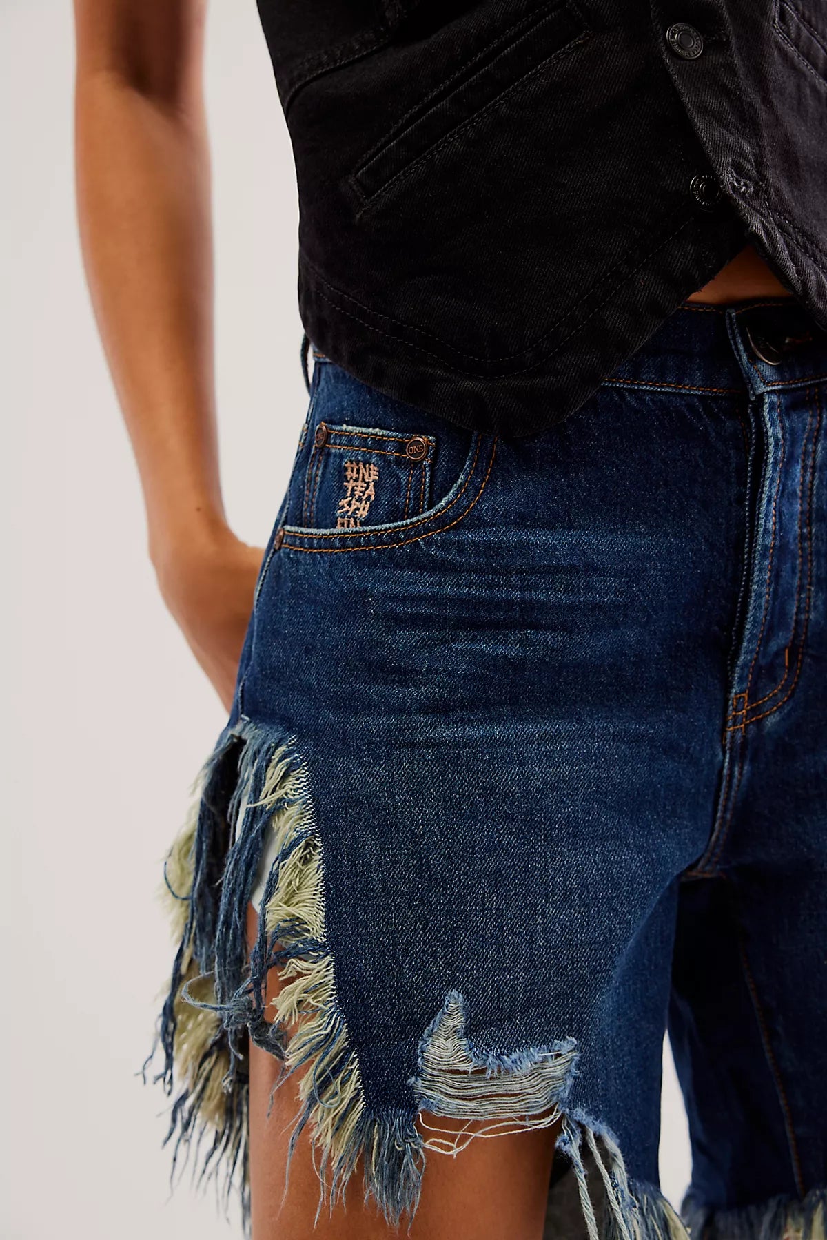 OneTeaspoon Frankies Cutoff Shorts