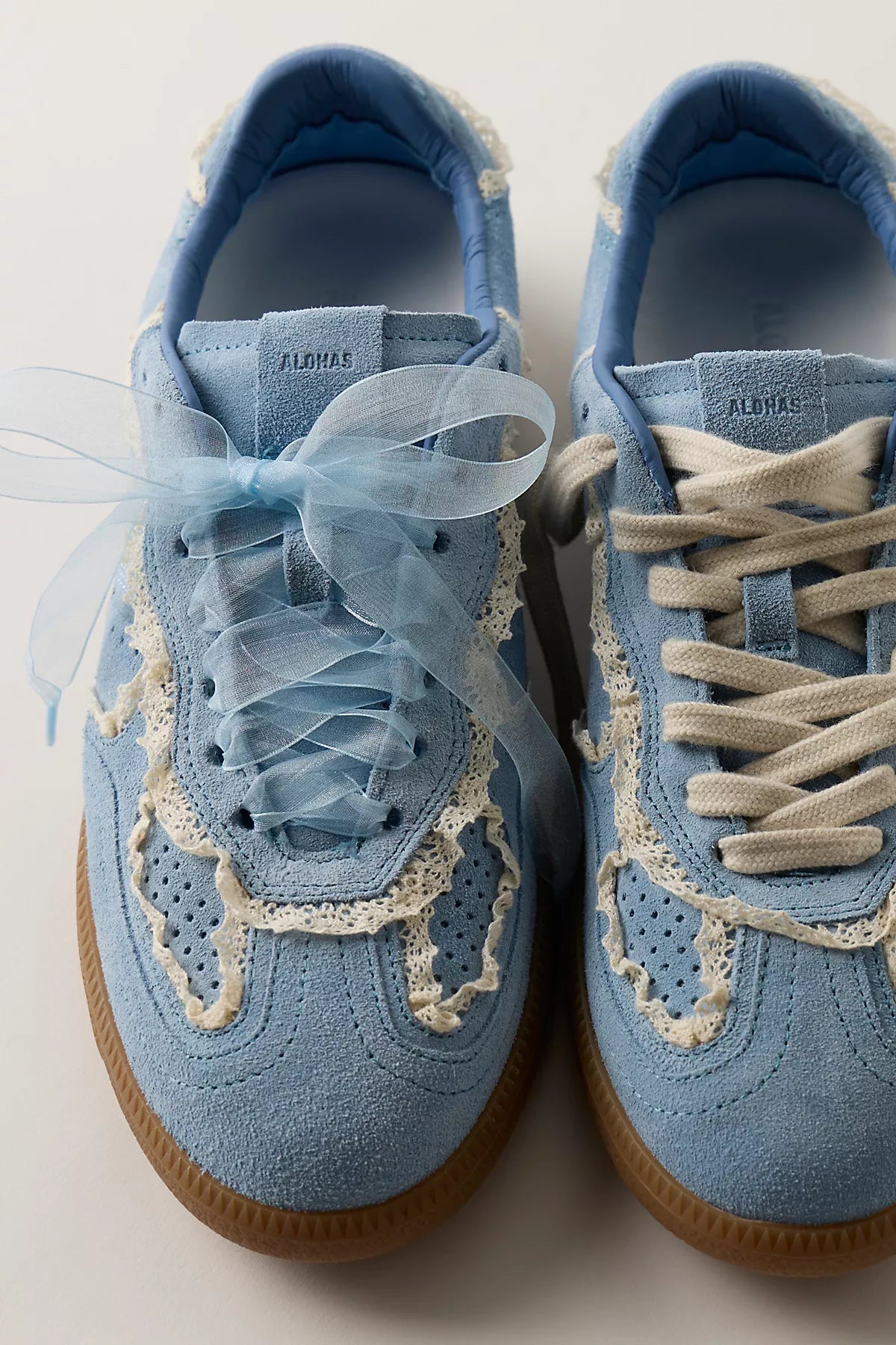 ALOHAS Tb.490 Crochet Sneakers