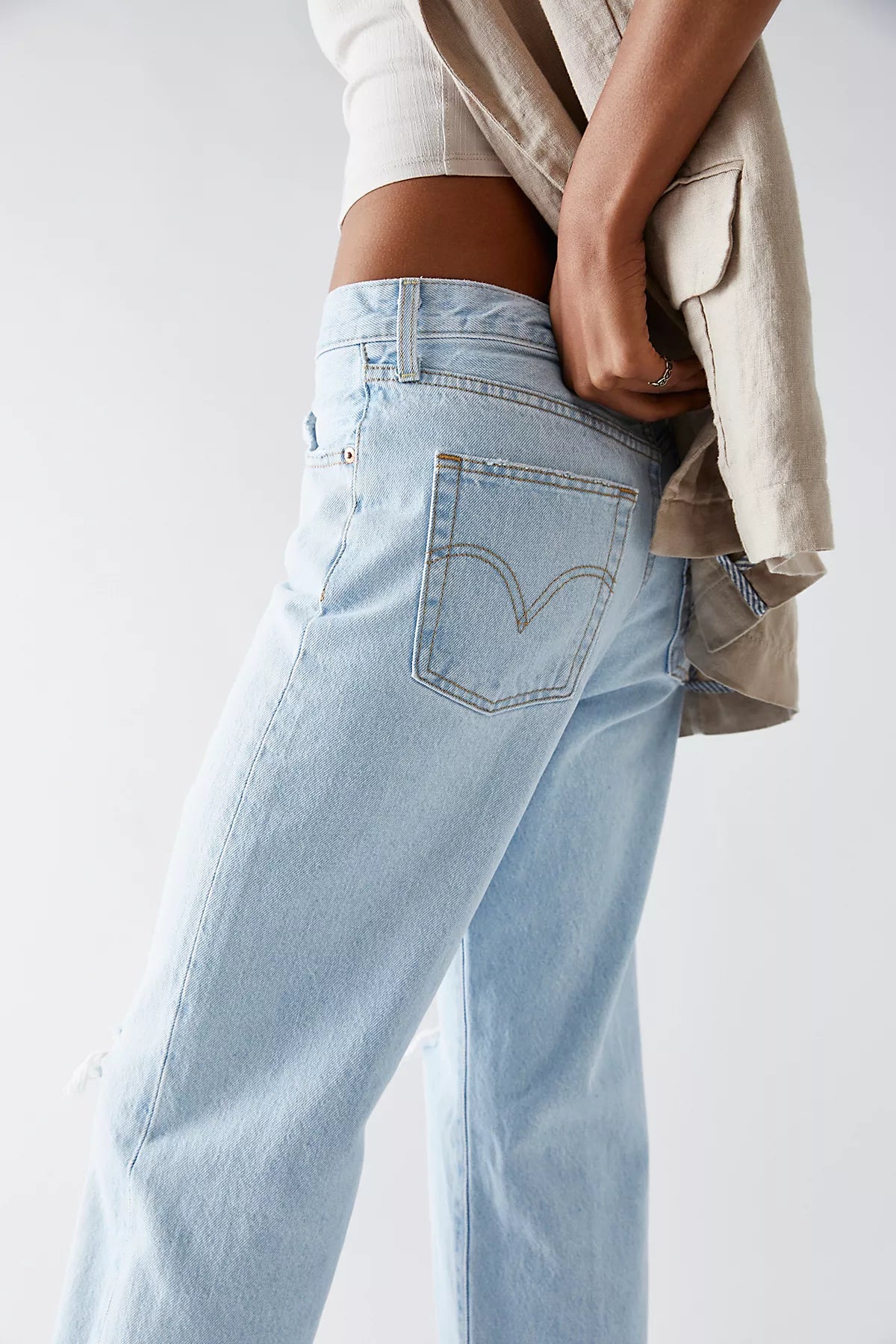 Levi's Ribcage Straight Ankle Jeans