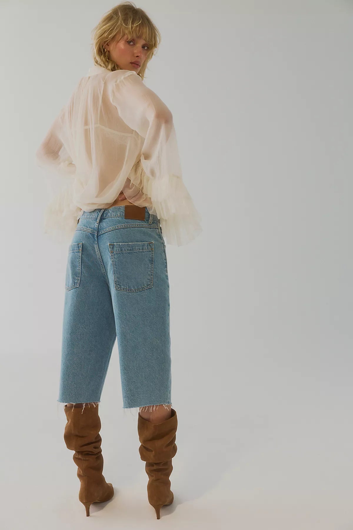 We The Free Low-Rise Relaxed Capri Jeans