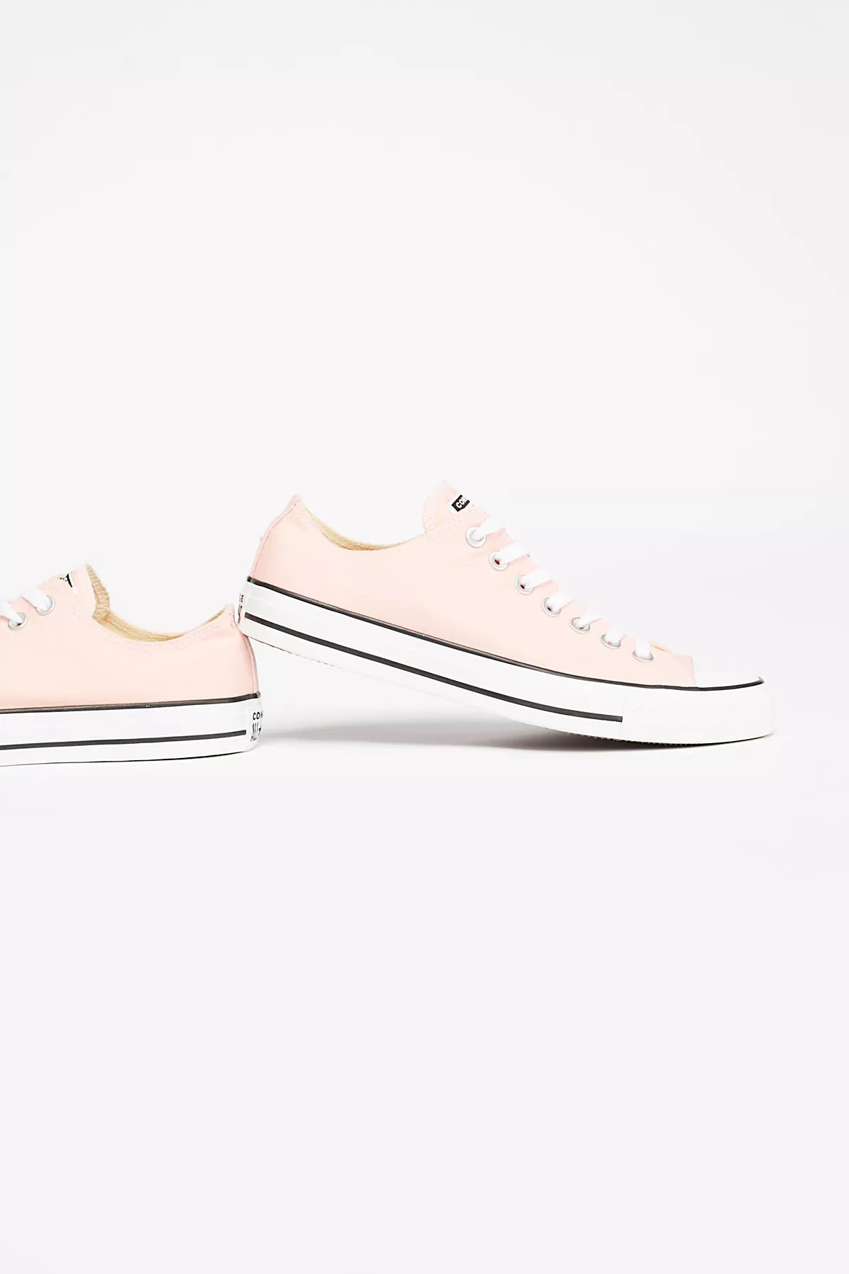 Chuck Taylor All Star Low-Top Converse Sneakers
