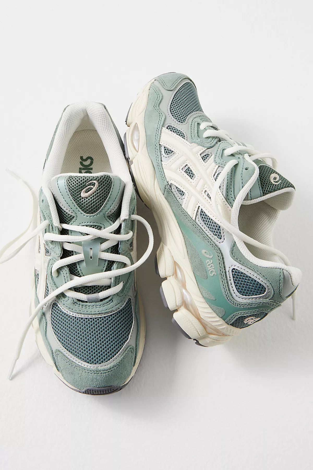 ASICS GEL-NYC Sneakers