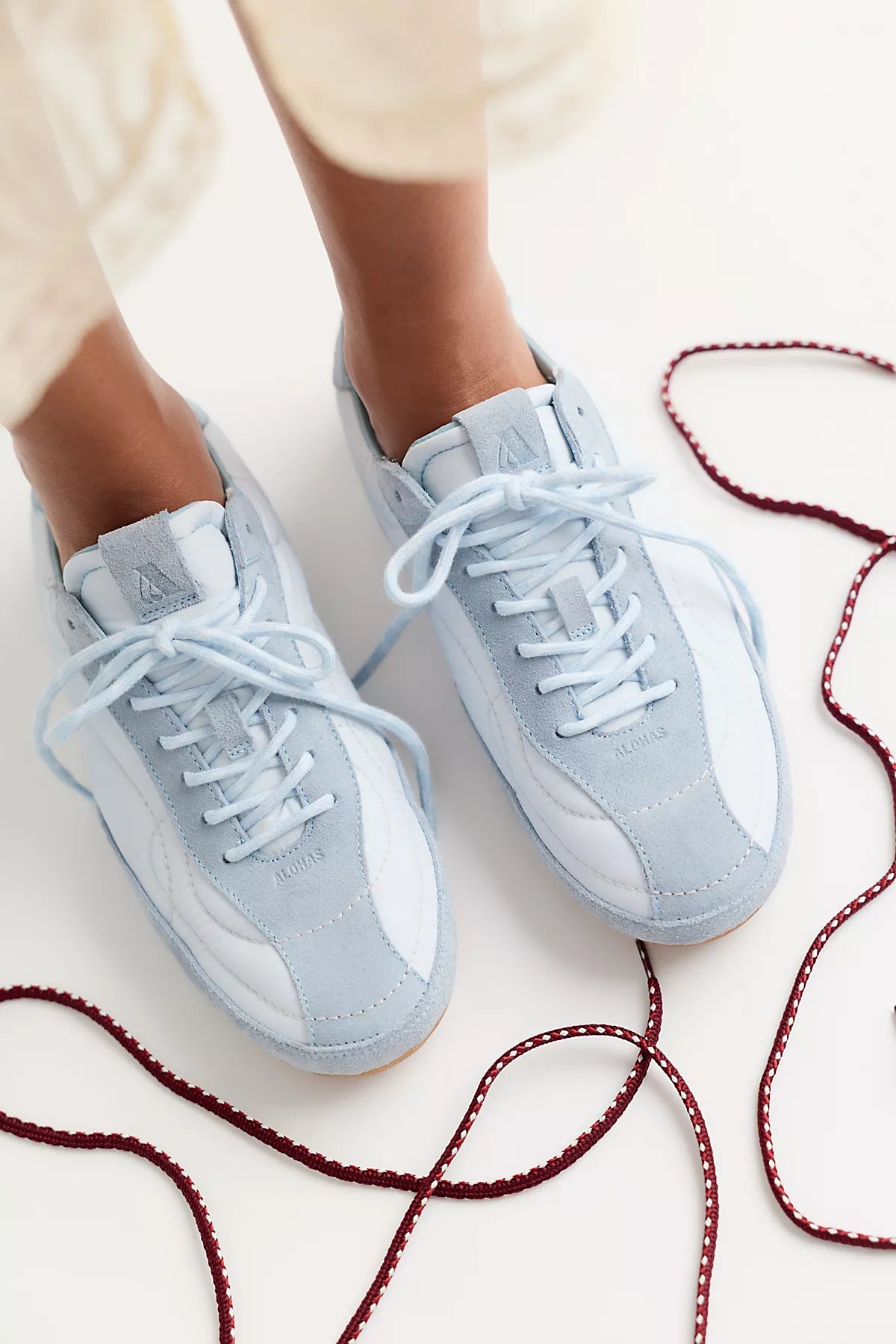 ALOHAS Tb.25 Sneakers