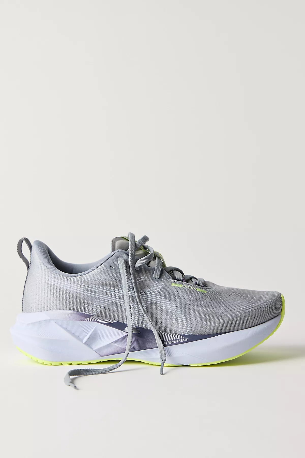 ASICS Novablast 5 Sneakers