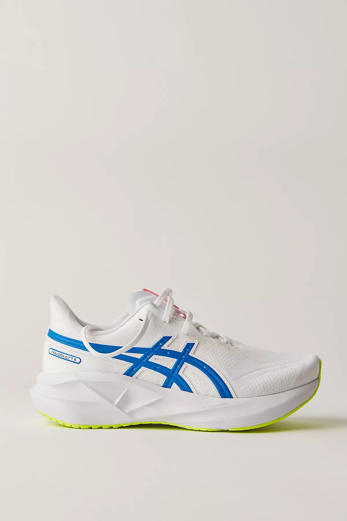 ASICS Novablast 5 Sneakers