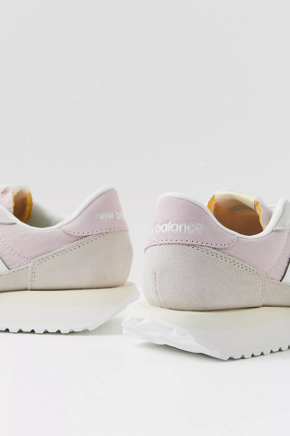 New Balance 237 Sneakers