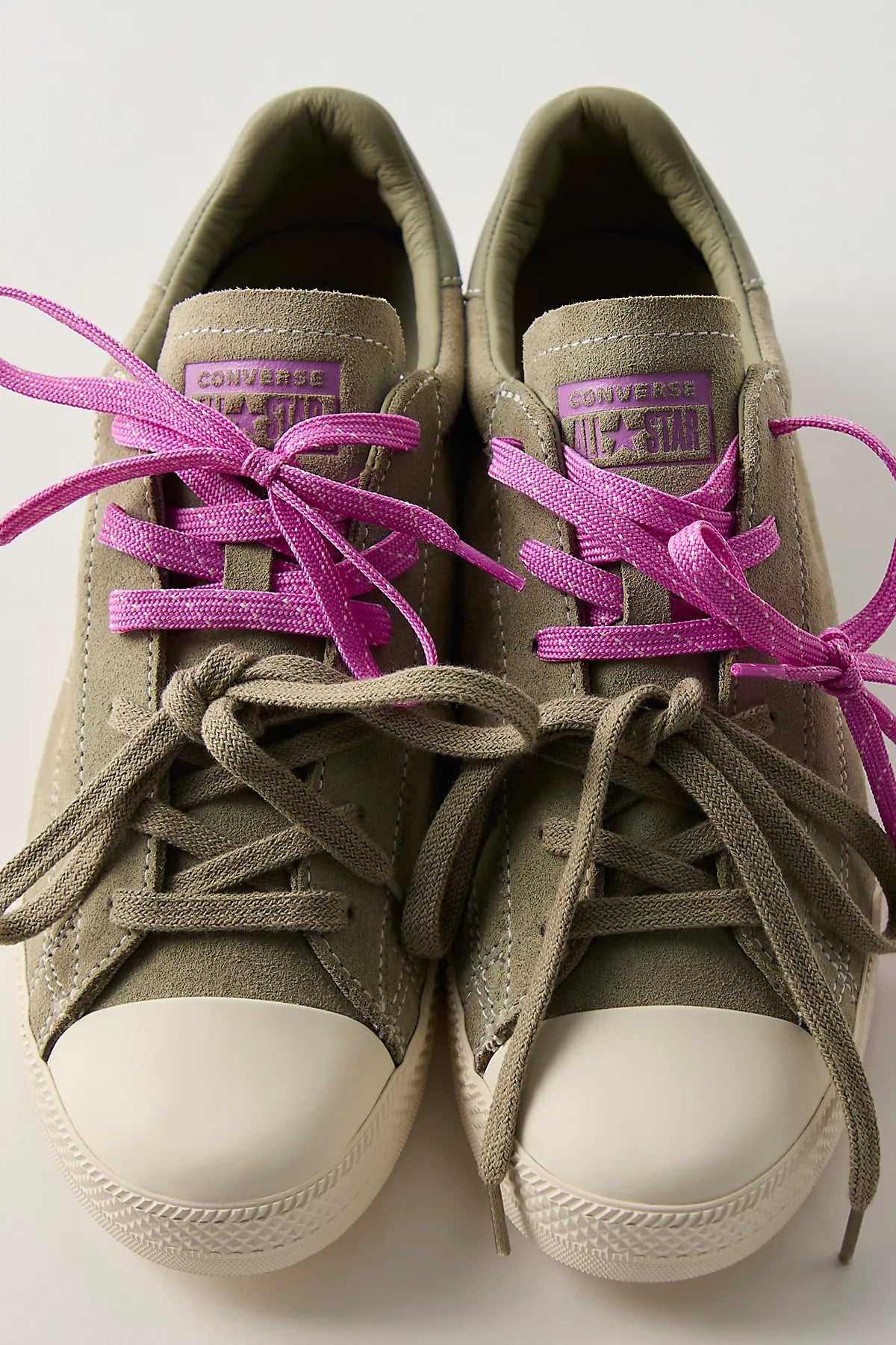 Chuck Taylor Lo Pro Sneakers