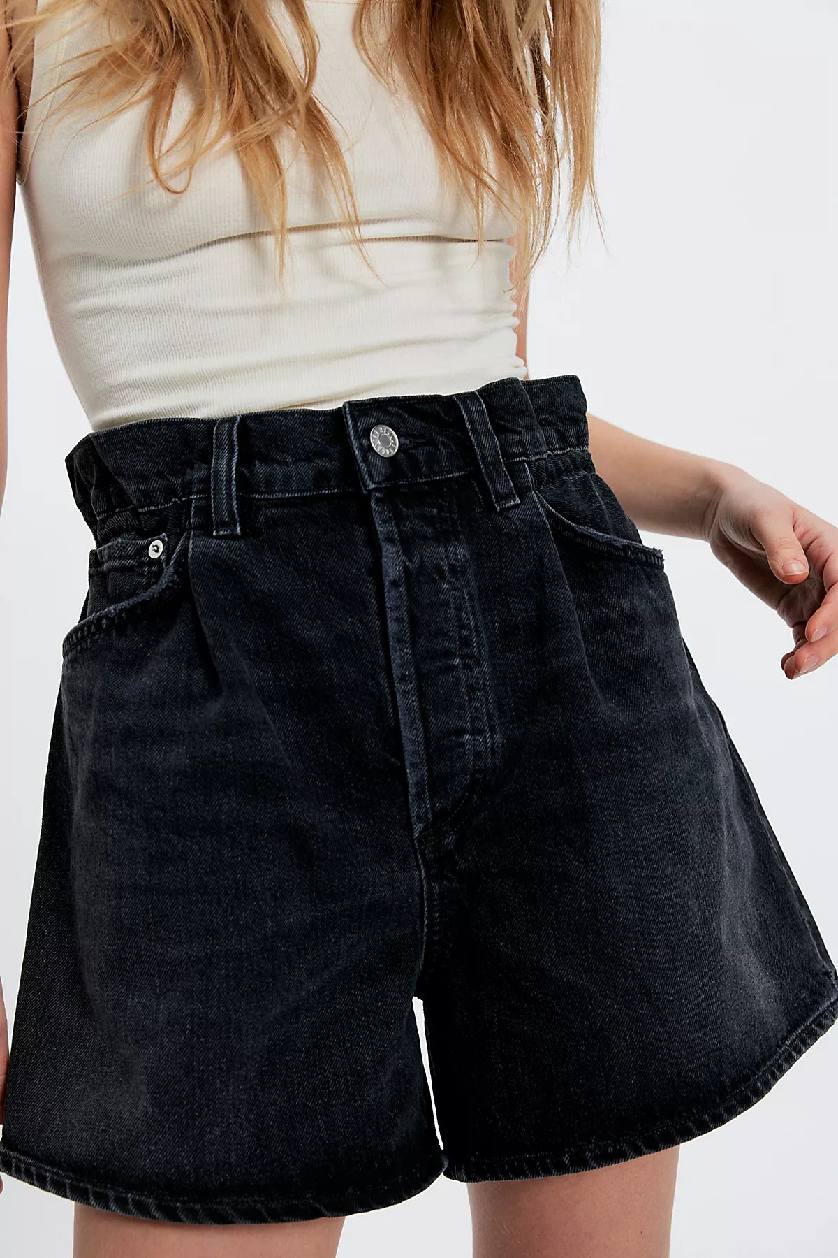 AGOLDE Lyonne Shorts