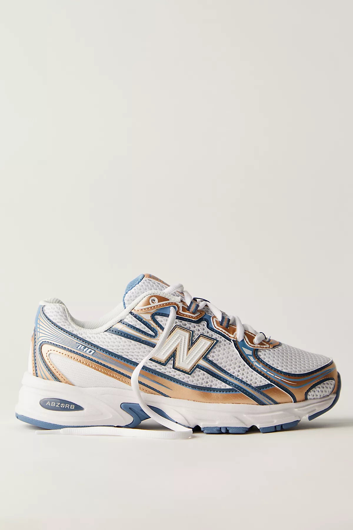 New Balance 740 Sneakers