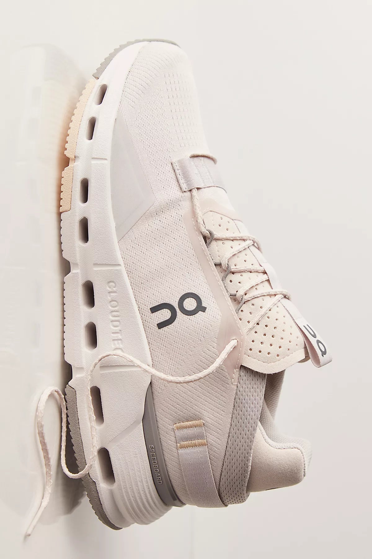 On Cloudnova 2 Sneakers