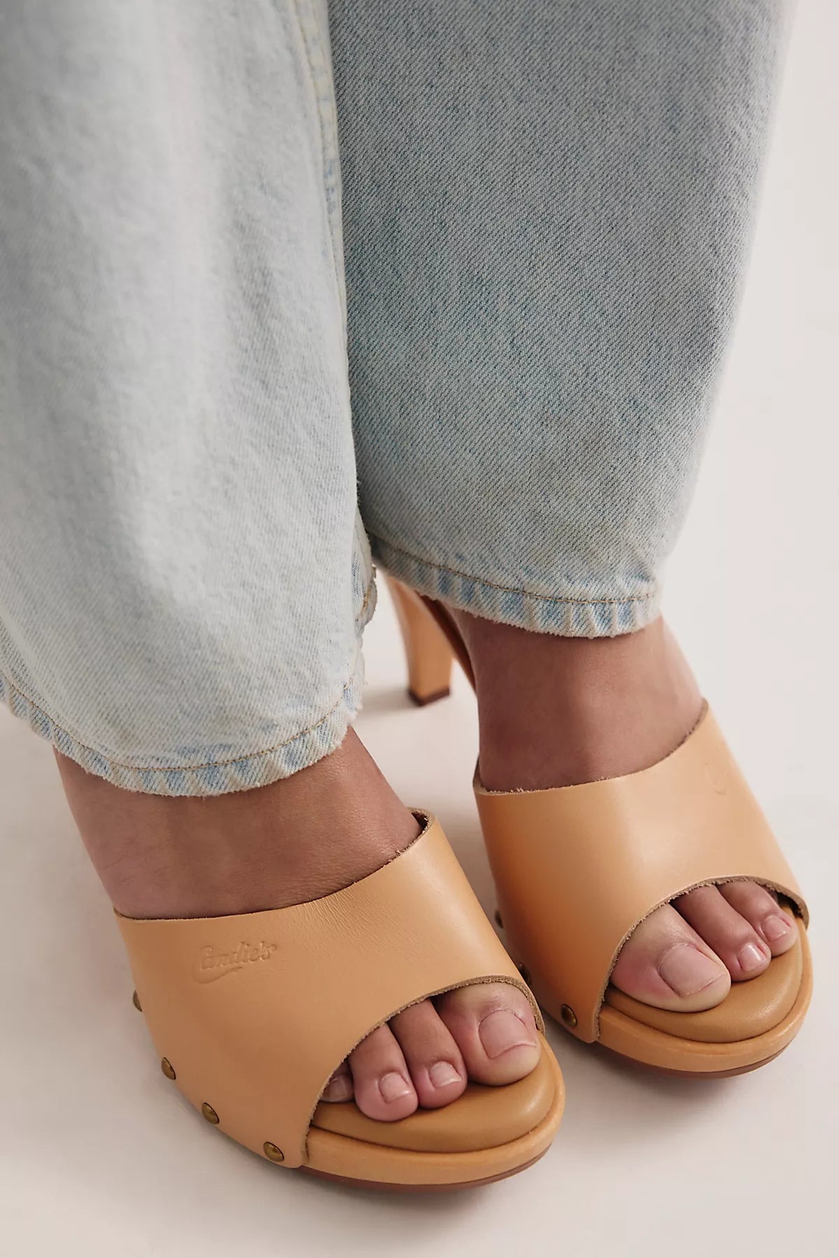 Candie’s Emiliana Clogs
