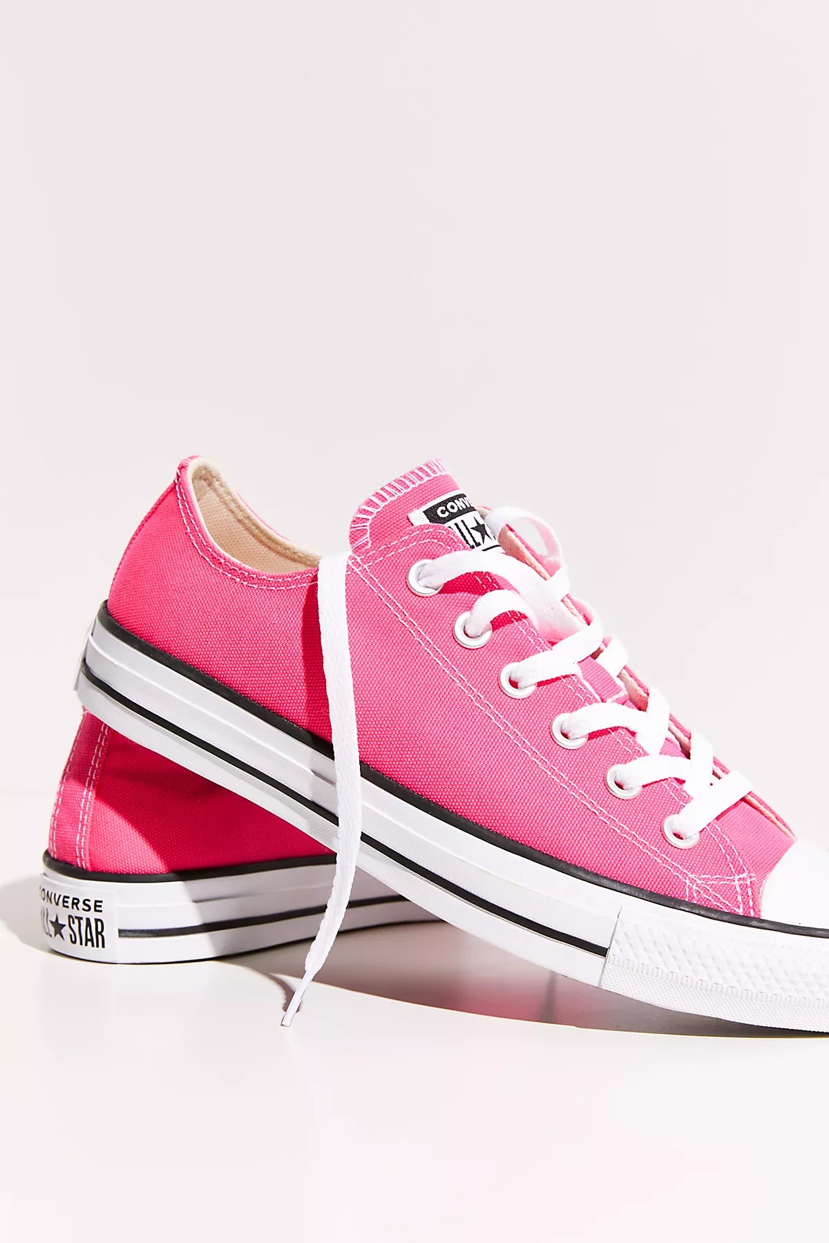 Chuck Taylor All Star Low-Top Converse Sneakers