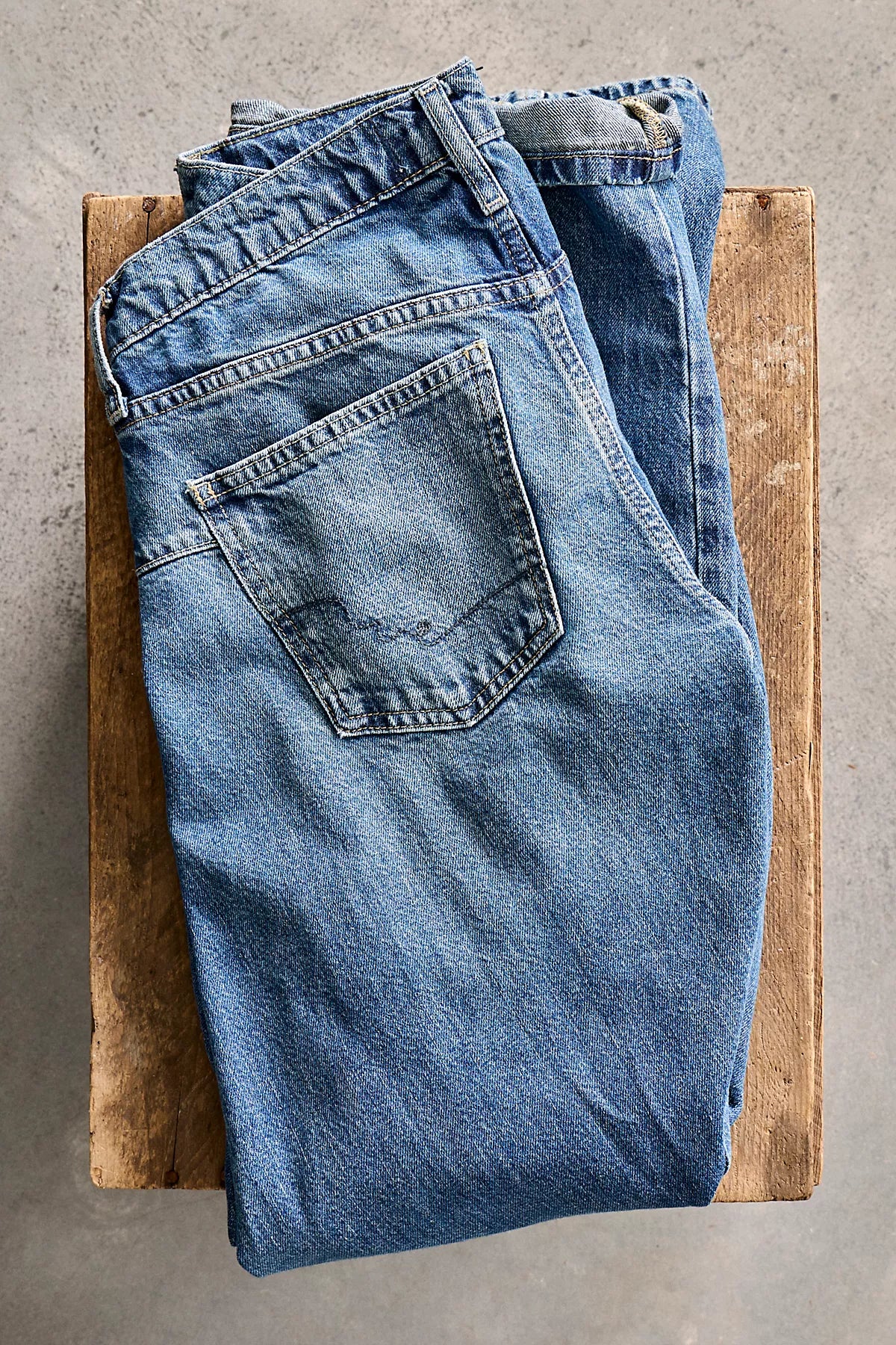 We The Free Fable Low-Rise Twisted Bowed Jeans