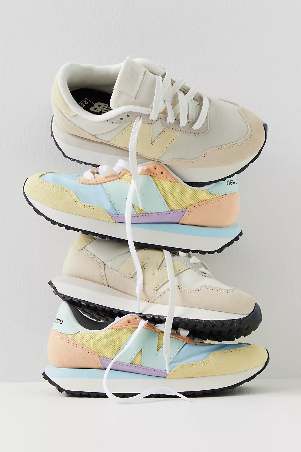 New Balance 237 Sneakers