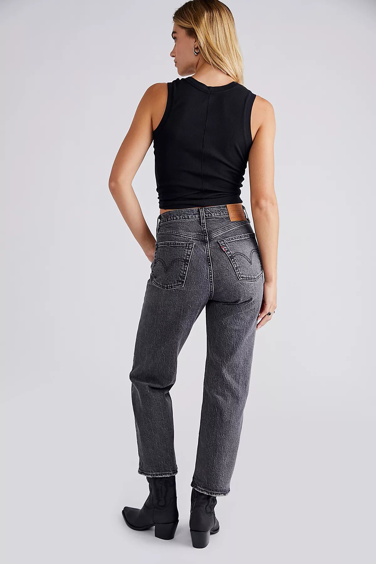 Levi's Ribcage Straight Ankle Jeans