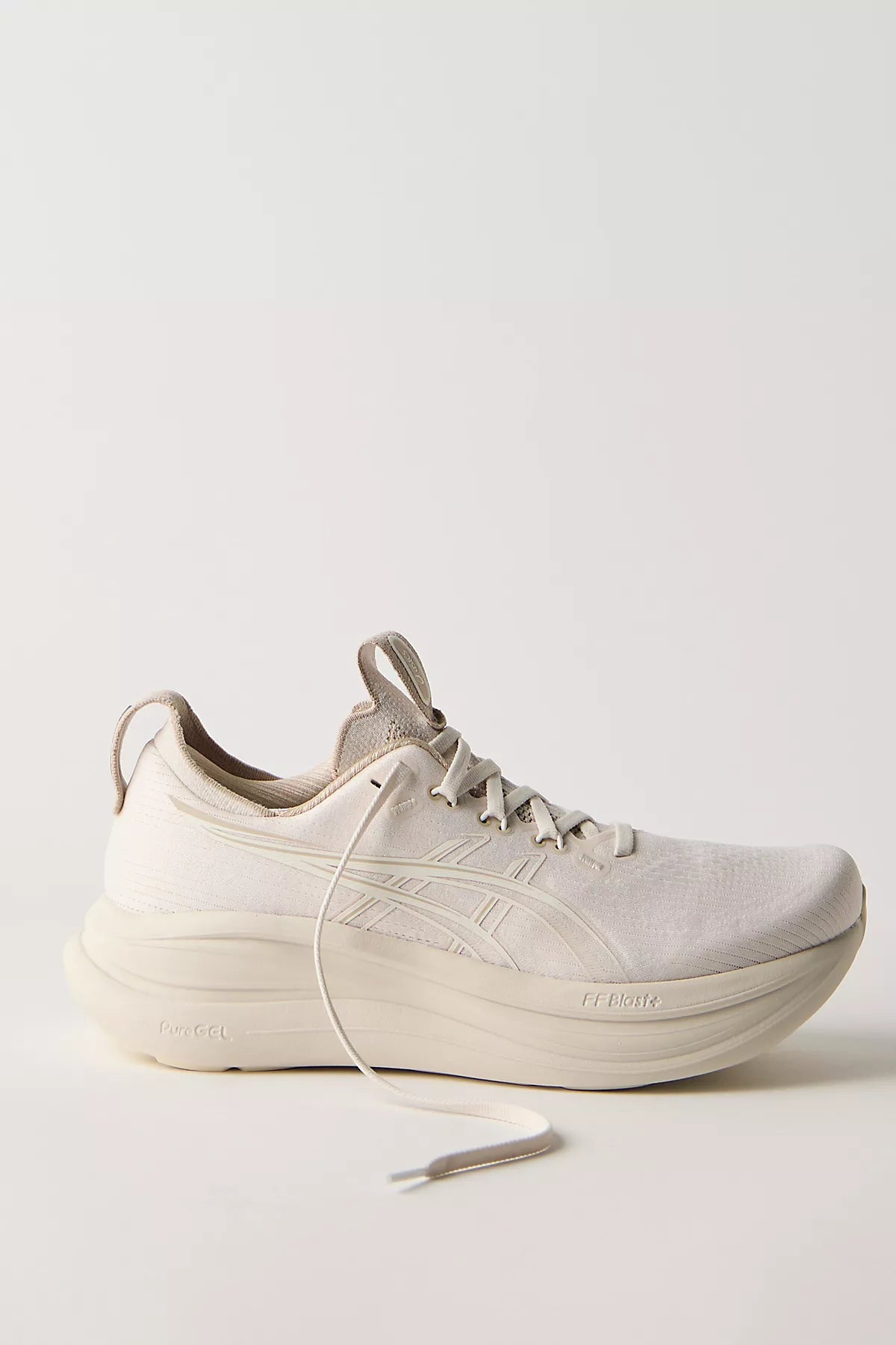 ASICS GEL-NIMBUS 28 Sneakers