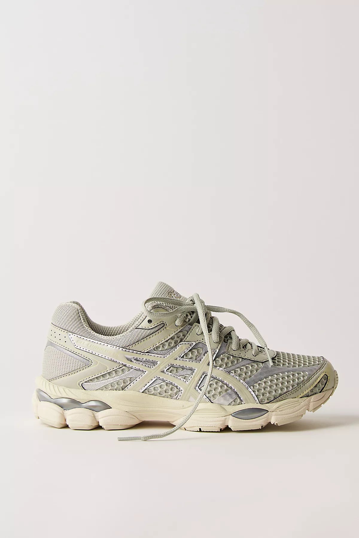 ASICS GEL-CUMULUS 16 Sneakers