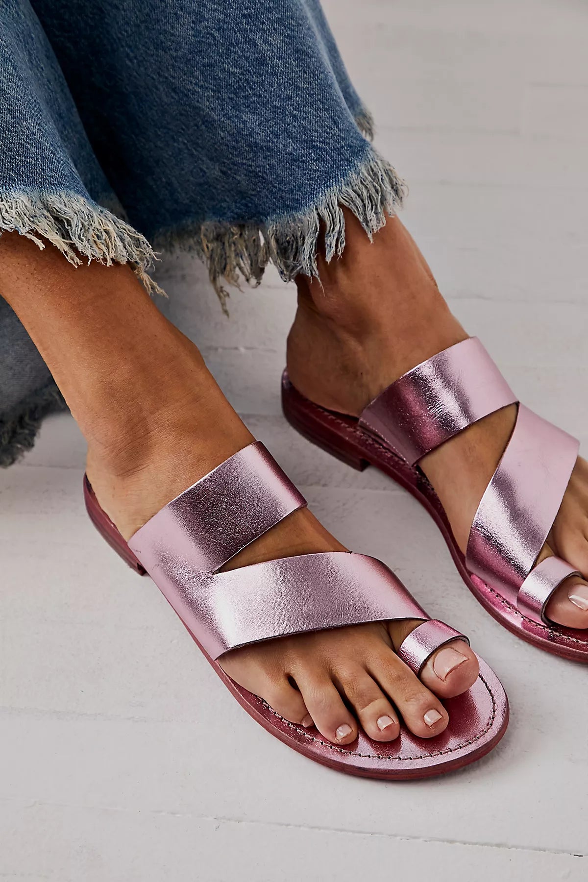 Abilene Toe Loop Sandals