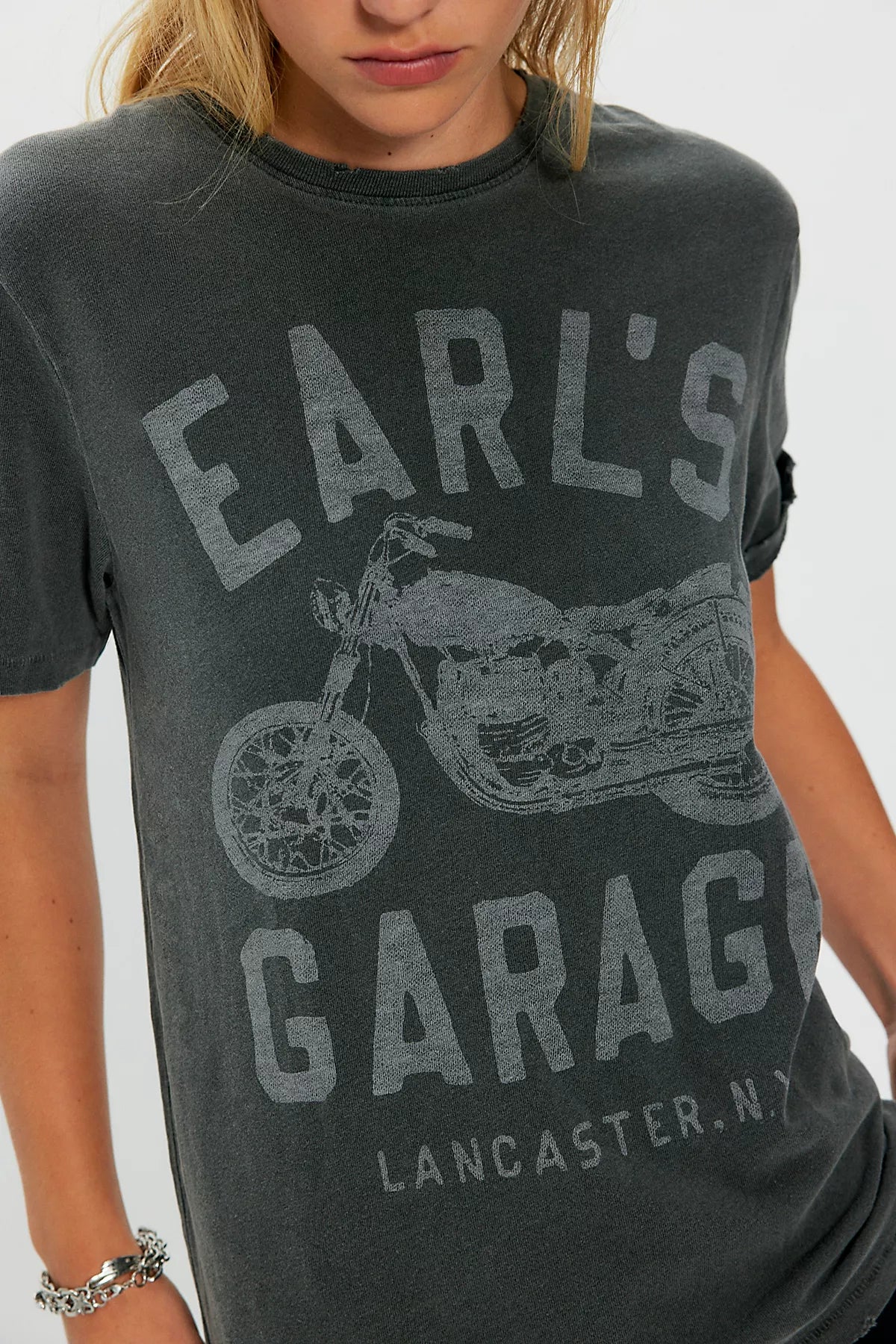 Earls Garage Tee