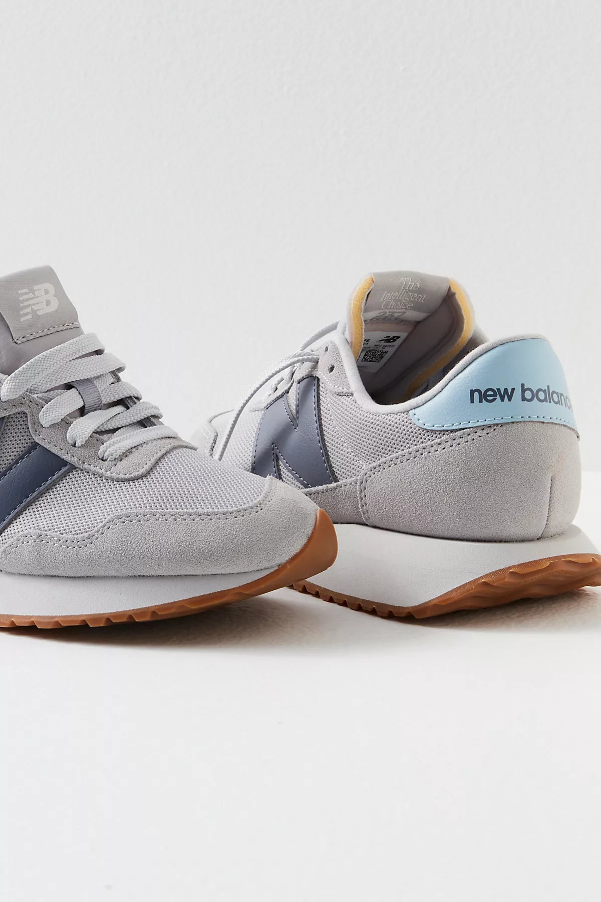 New Balance 237 Sneakers
