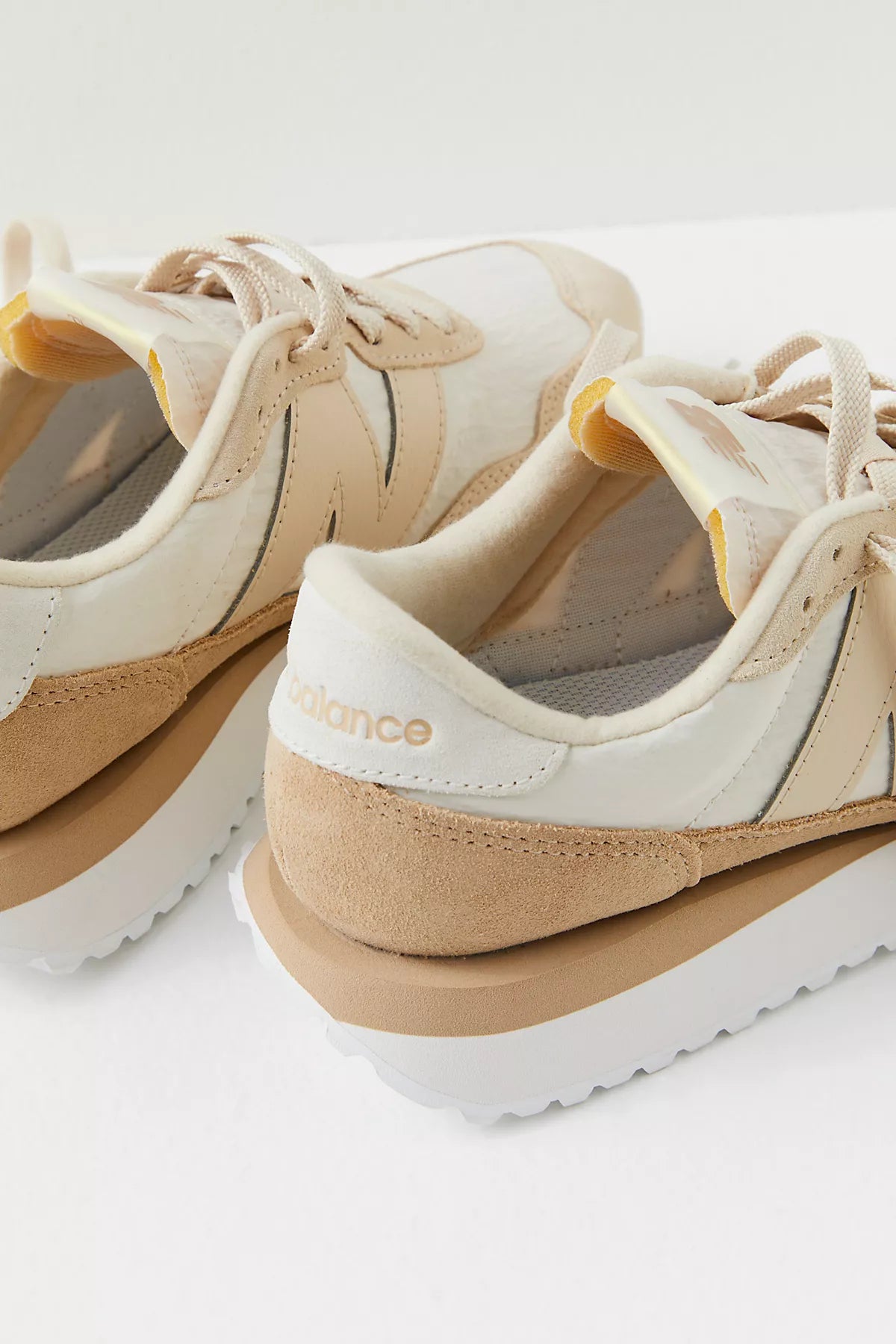 New Balance 237 Sneakers
